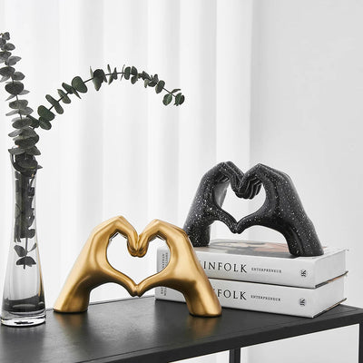 Artistic Heart Shaped Statue | HeartSculpt