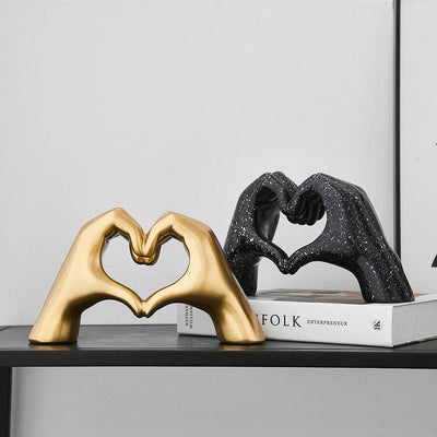 Artistic Heart Shaped Statue | HeartSculpt