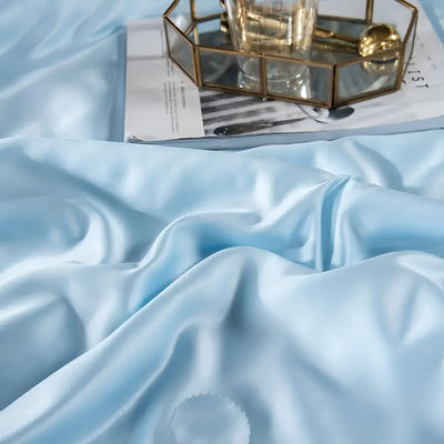 Soft and Breathable Satin Silk Bedding | AllSeasonLuxe