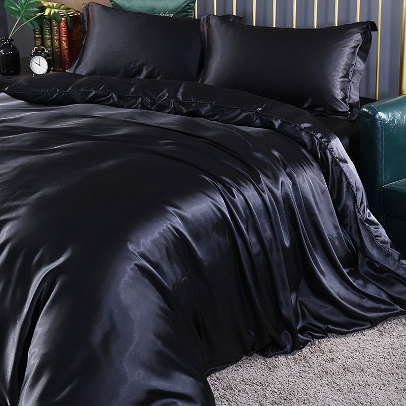 Hypoallergenic bed cover in soft silk | SilkCare