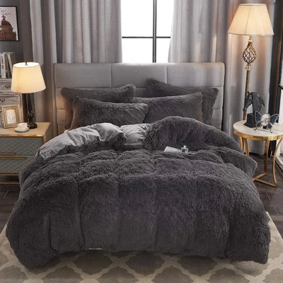 Soft and Comfortable Duvet Cover in Shaggy Faux Fur | VelvetDream