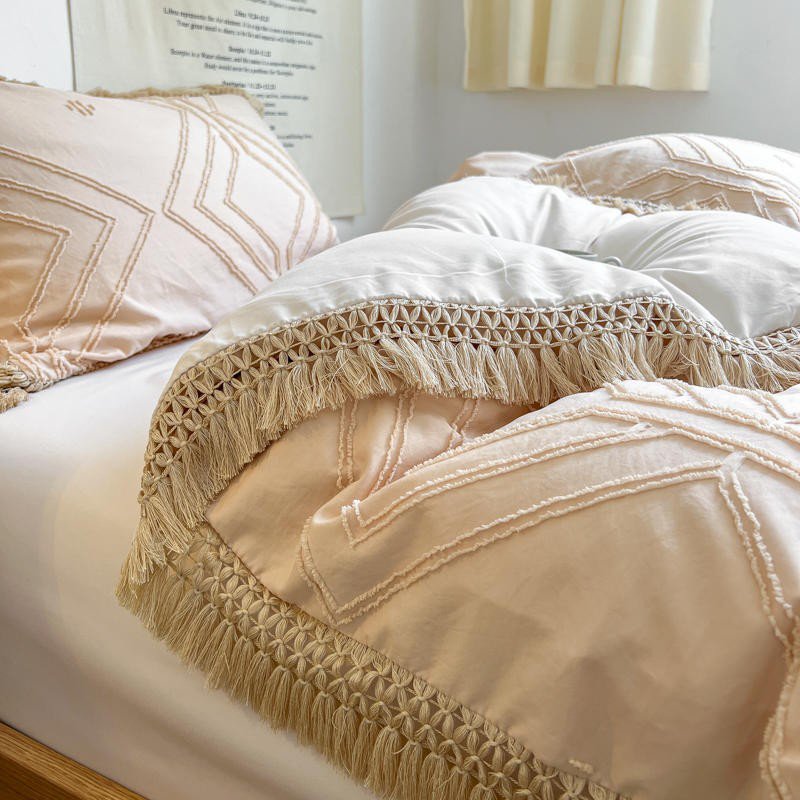 BohoDream Boho Tassel Bedding Set