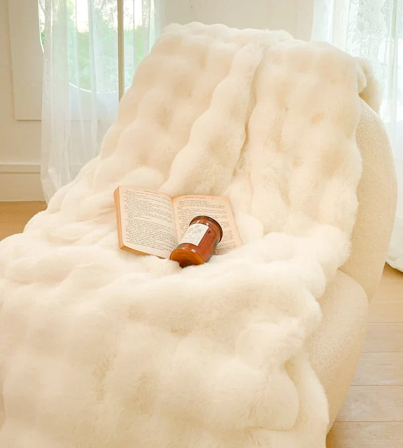 Soft fur look carpet for bed and living room | ElegantFur