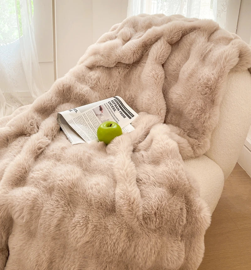 Soft fur look carpet for bed and living room | ElegantFur