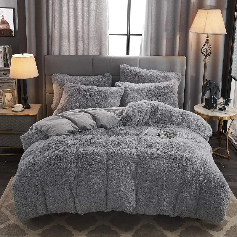 Soft and Comfortable Duvet Cover in Shaggy Faux Fur | VelvetDream