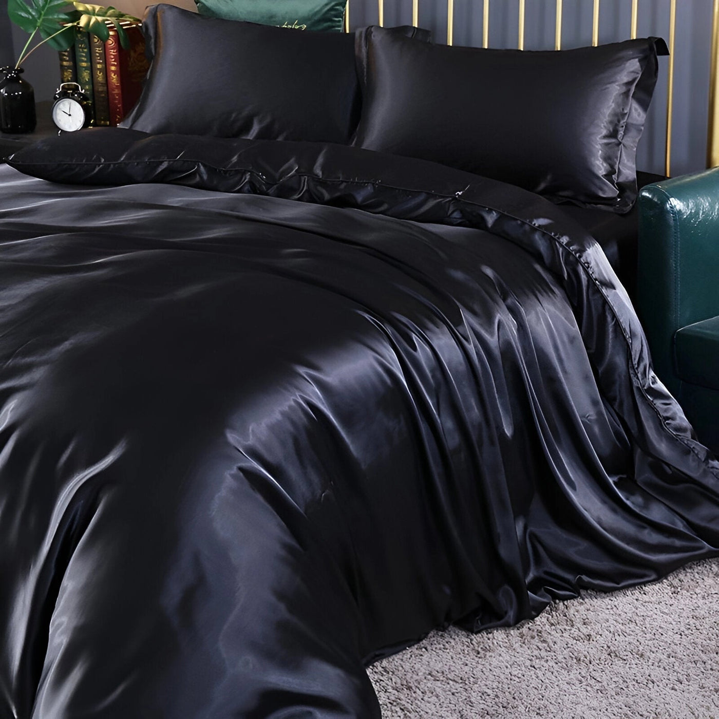 Luxurious Black Leather Bed | AurumBed