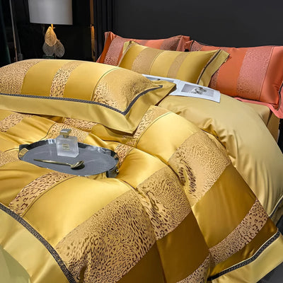 Luxurious Gold Bedding Set | SatinStripe Luxe