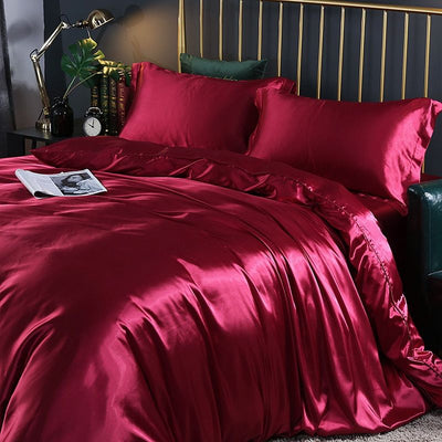 Luxury Set (4 parts) in Silk Satin - Duvet Cover, 2 Pillowcases and Sheet | LuxeSilk