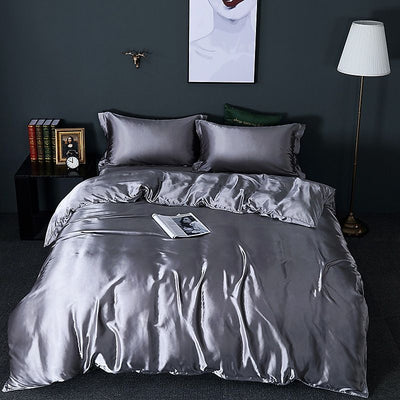 Luxury Set (4 parts) in Silk Satin - Duvet Cover, 2 Pillowcases and Sheet | LuxeSilk