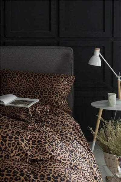 WildNest Leo Print Bedding Set