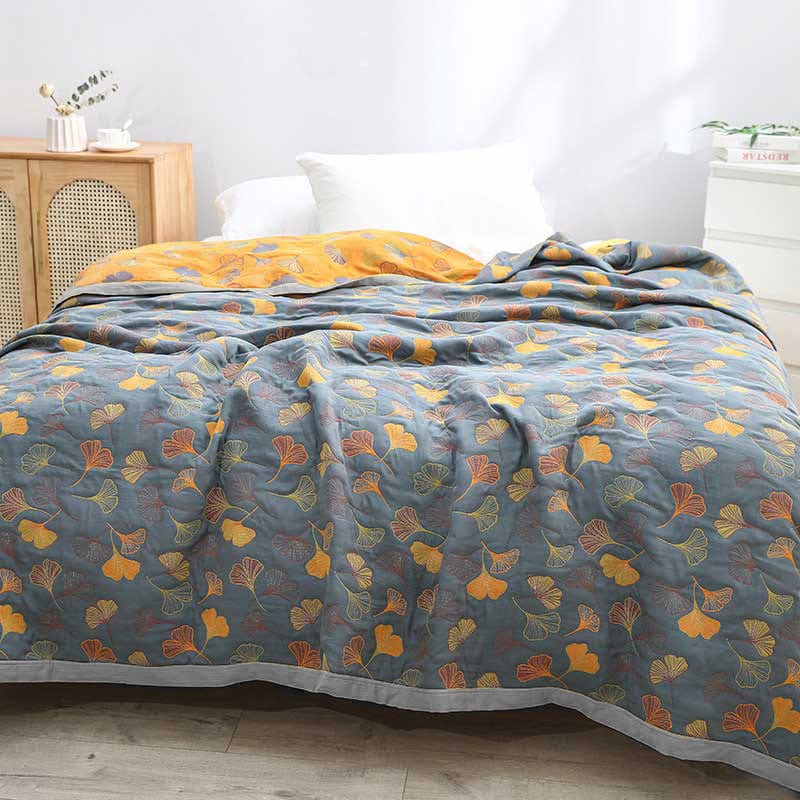 Premium Duvet with Elegant Leaf Design | Leaflux